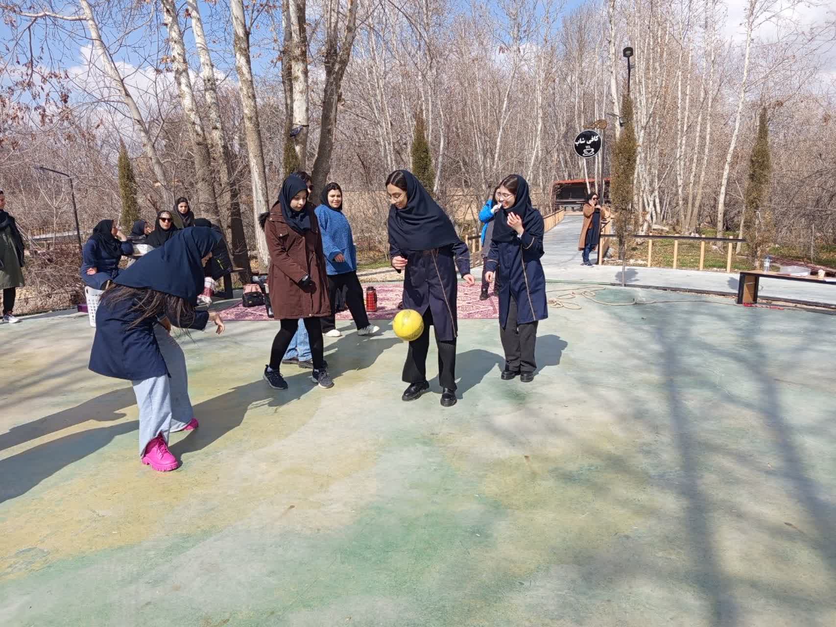 اردوی یک روزه باغ مهربانو