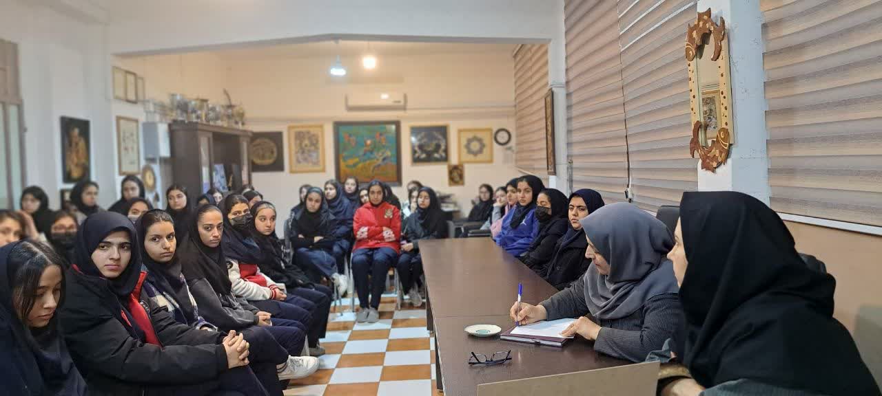 تشکیل جلسات شورای دانش اموزی